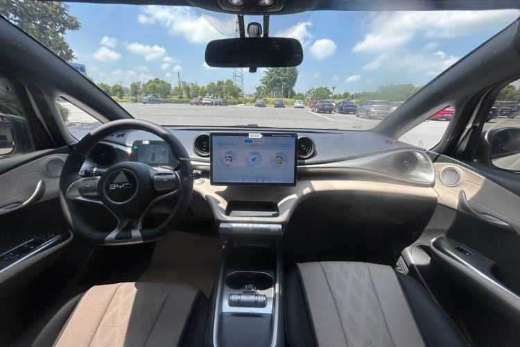 Used BYD Dolphin 2025 420km Free Edition Interior 5