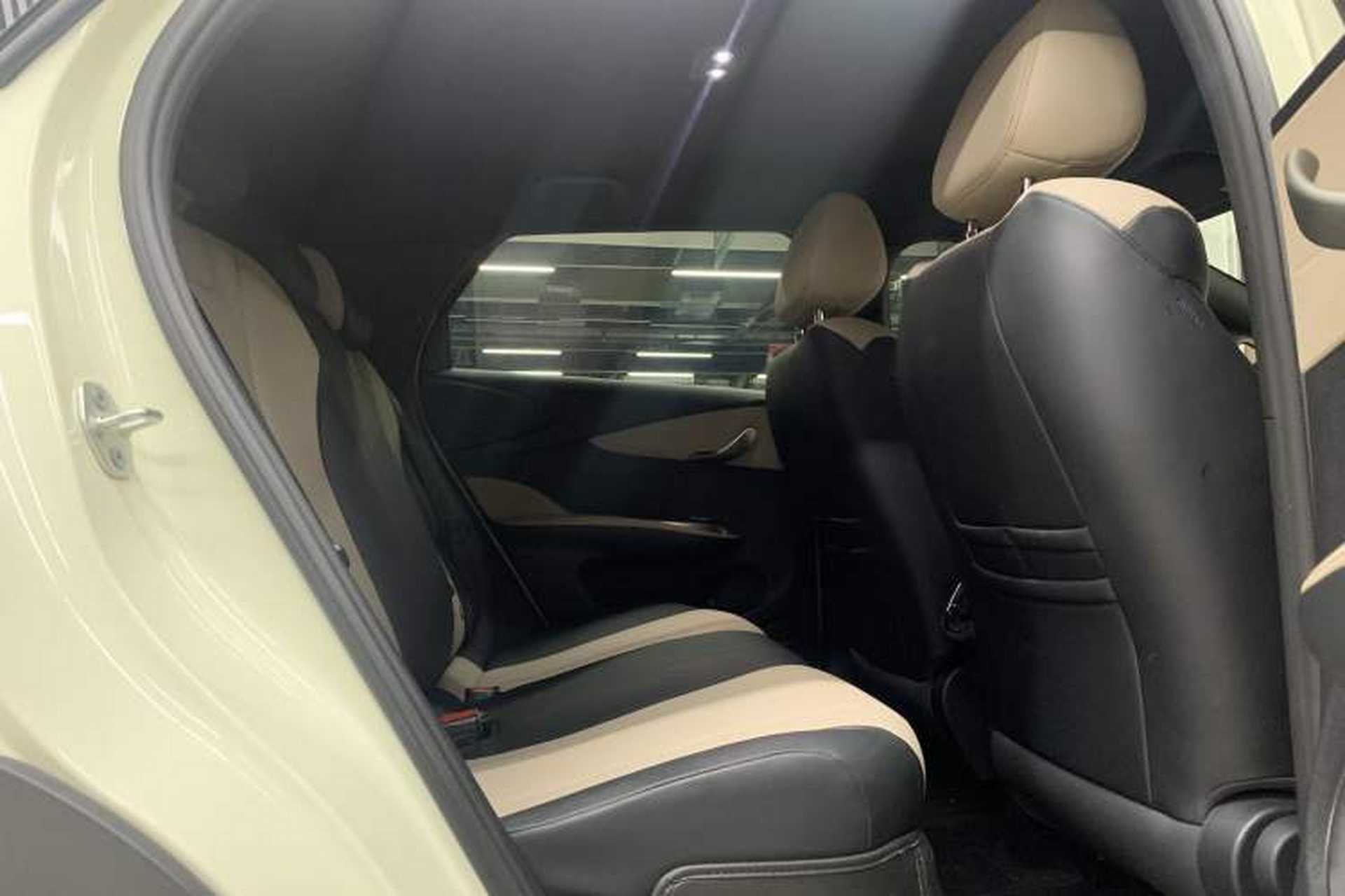 Used BYD Dolphin 2025 Smart Drive Version 420 km Freedom Edition Interior 9