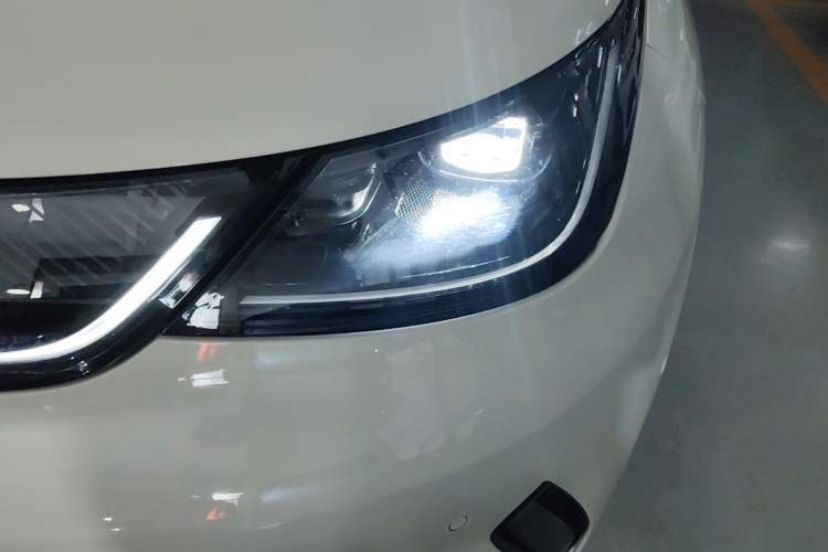 Used BYD Dolphin 2025 Intelligent Driving Version 410 km Fashion Edition Left Front Headlight