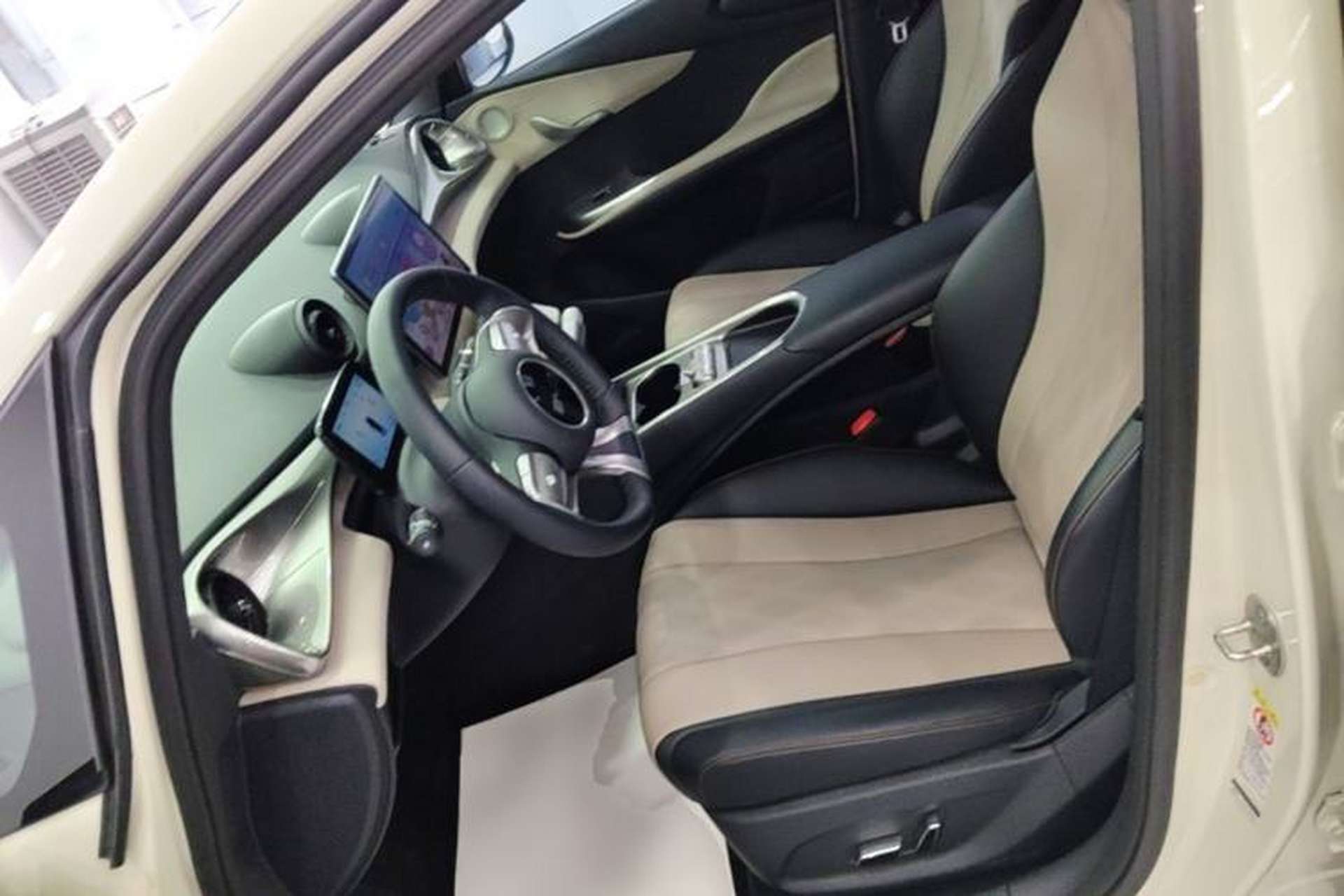 Used BYD Dolphin 2025 420km Free Edition Left Front Seat