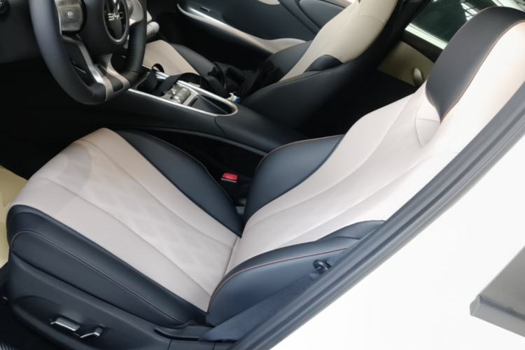 Used BYD Dolphin 2025 420km Free Edition Left Front Seat