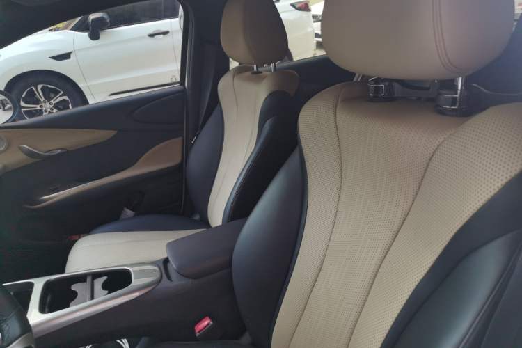 Used BYD Dolphin 2025 Intelligent Driving Version 410 km Fashion Edition Left Front Seat
