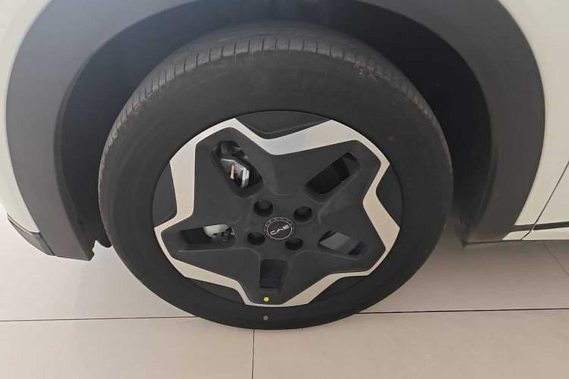 Used BYD Dolphin 2025 420km Active Version Left Front Wheel Hub
