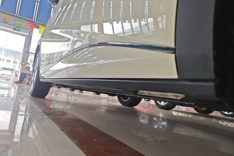 Used BYD Dolphin 2025 420km Free Edition Left Side Sill
