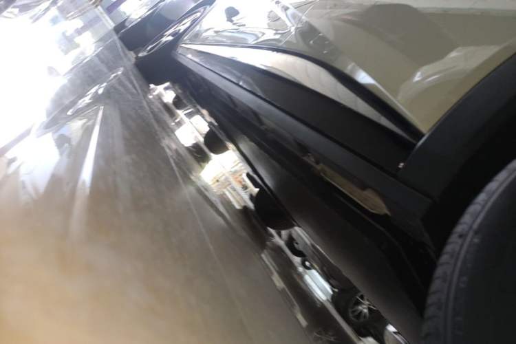 Used BYD Dolphin 2025 Smart Drive Version 420 km Freedom Edition Left Side Sill
