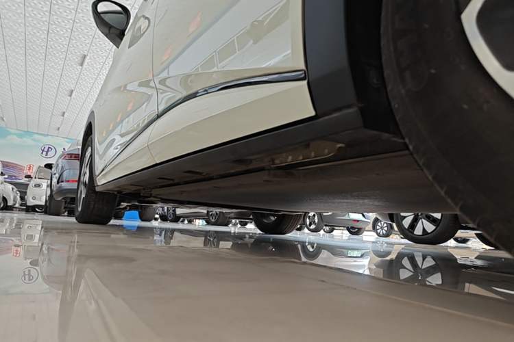 Used BYD Dolphin 2025 420km Active Version Left Side Sill