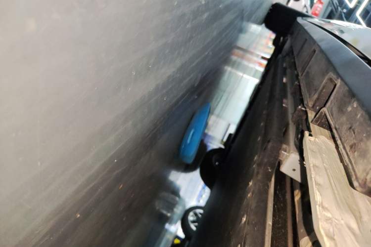Used BYD Dolphin 2025 Smart Drive Version 420 km Freedom Edition Left Side Sill