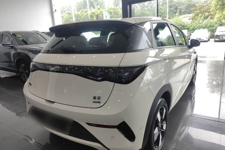 Used BYD Dolphin 2025 Intelligent Driving Version 410 km Fashion Edition Rear Right 45 Deg