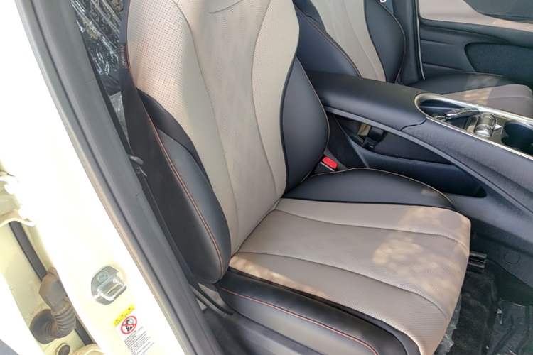 Used BYD Dolphin 2025 420km Free Edition Right Front Seat