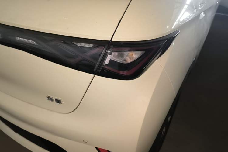 Used BYD Dolphin 2025 420km Free Edition Right Rear Taillight
