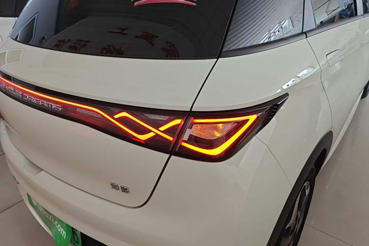 Used BYD Dolphin 2025 420km Active Version Right Rear Taillight