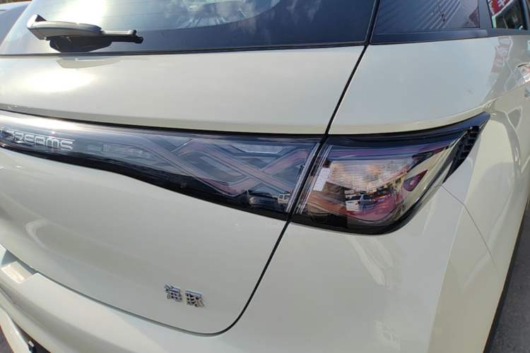 Used BYD Dolphin 2025 420km Free Edition Right Rear Taillight