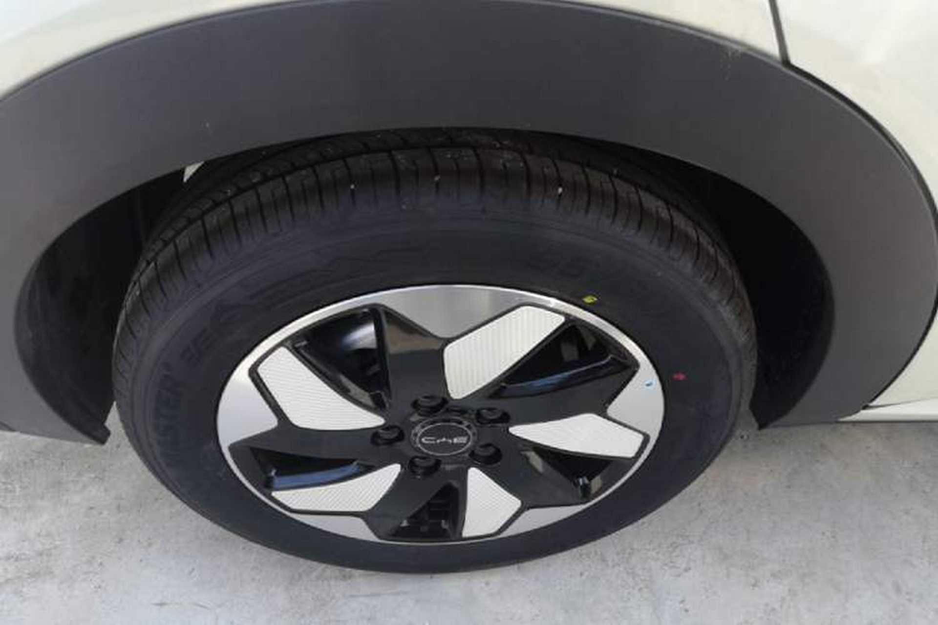 Used BYD Dolphin 2025 420km Free Edition Right Rear Wheel Hub