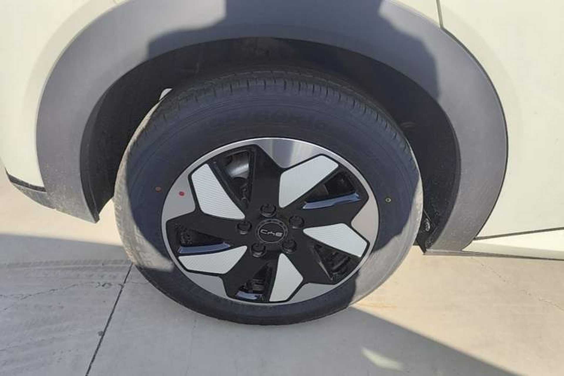 Used BYD Dolphin 2025 420km Free Edition Right Rear Wheel Hub