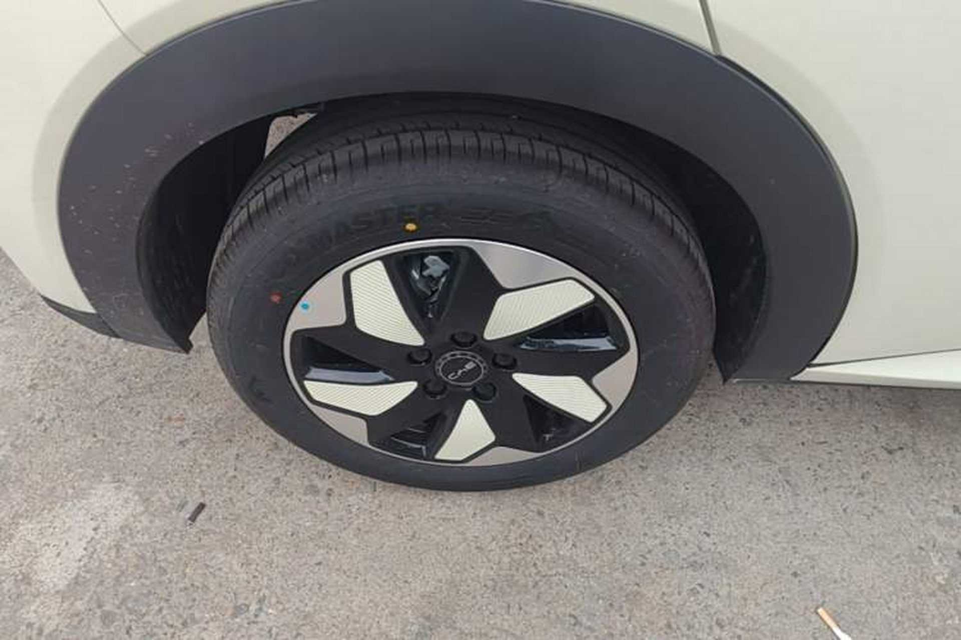 Used BYD Dolphin 2025 420km Free Edition Right Rear Wheel Hub