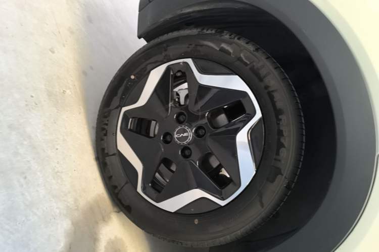 Used BYD Dolphin 2025 420km Active Version Right Rear Wheel Hub