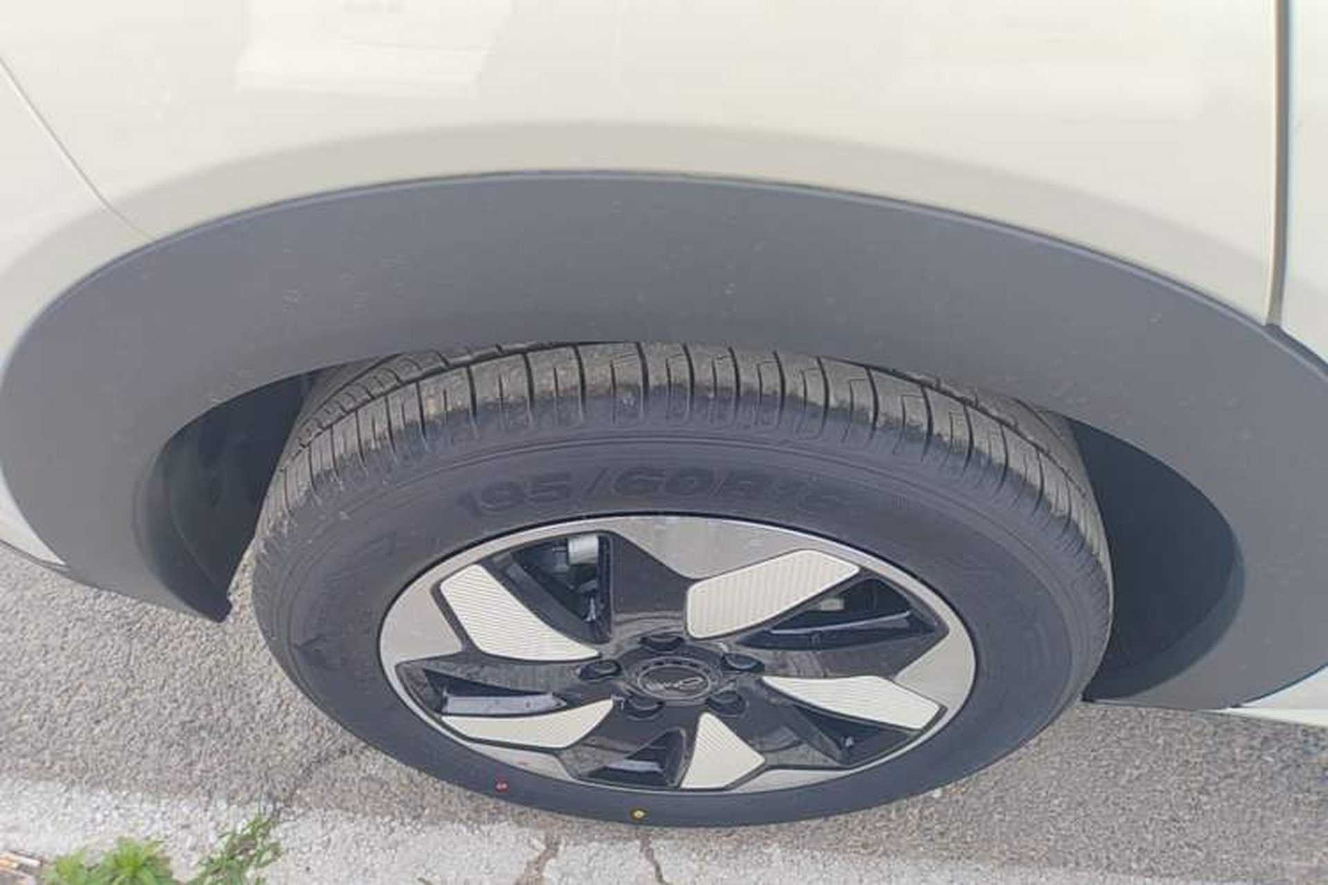 Used BYD Dolphin 2025 420km Free Edition Right Rear Wheel Hub
