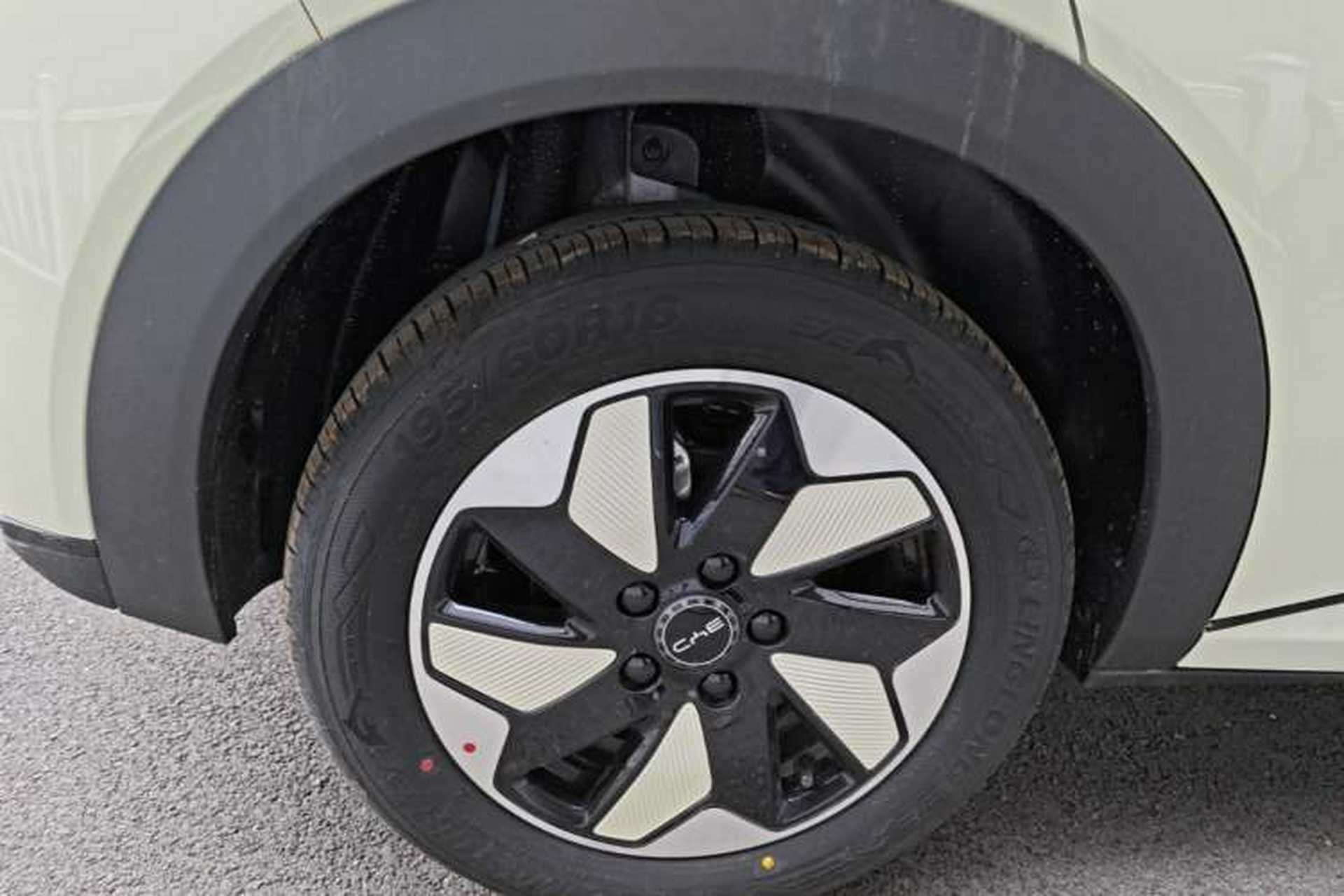 Used BYD Dolphin 2025 420km Free Edition Right Rear Wheel Hub