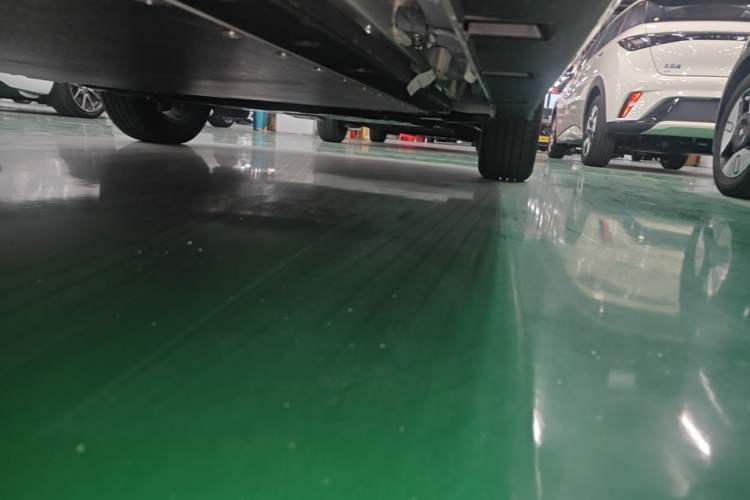 Used BYD Dolphin 2025 420km Free Edition Right Side Sill
