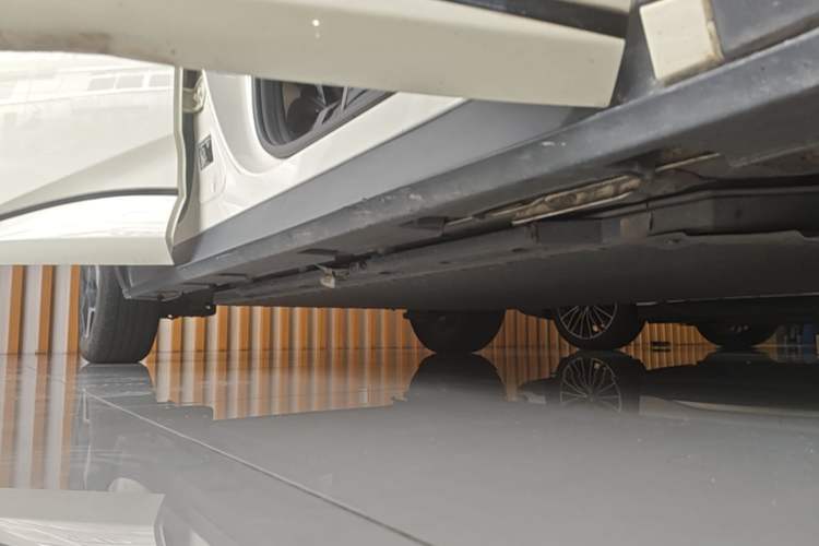 Used BYD Dolphin 2025 420km Active Version Right Side Sill