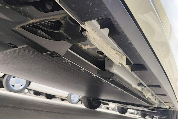 Used BYD Dolphin 2025 420km Free Edition Right Side Sill