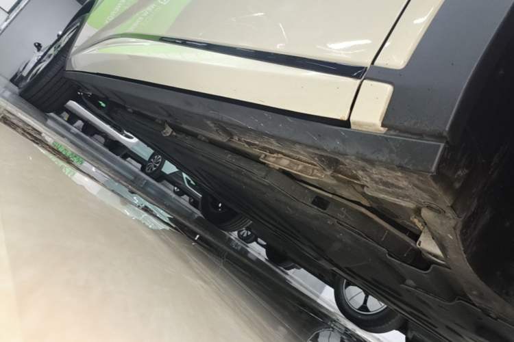 Used BYD Dolphin 2025 420km Fashion Edition Right Side Sill