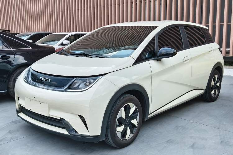 Used BYD Dolphin 2025 420km Free Edition Guazi used car, China used car export, Used car for sale, Used  cars, Cheapest cars for sale