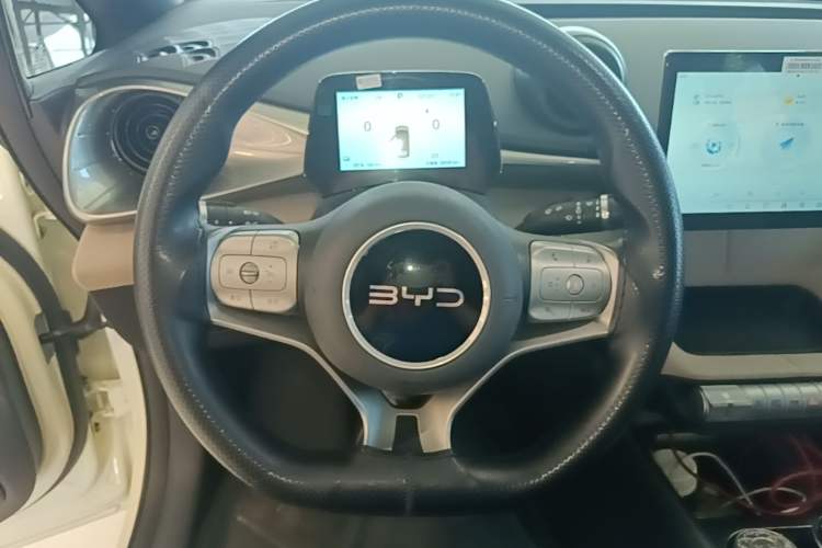 Used BYD Dolphin 2025 420km Active Version Steering Wheel
