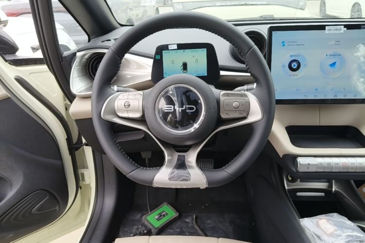 Used BYD Dolphin 2025 420km Free Edition Steering Wheel