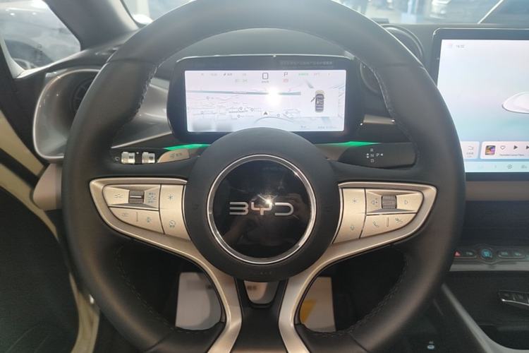 Used BYD Dolphin 2025 Intelligent Driving Version 410 km Fashion Edition Steering Wheel