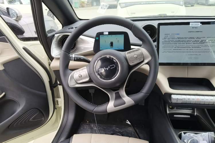Used BYD Dolphin 2025 420km Free Edition Steering Wheel