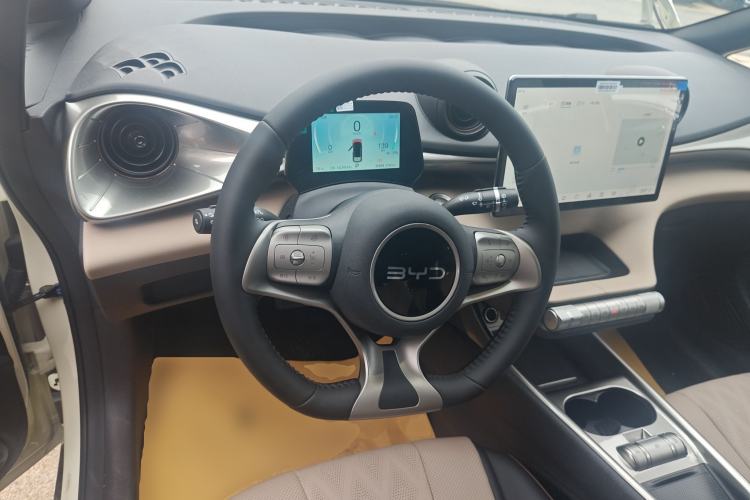 Used BYD Dolphin 2025 420km Free Edition Steering Wheel