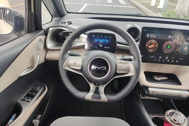 Used BYD Dolphin 2025 420km Free Edition Steering Wheel