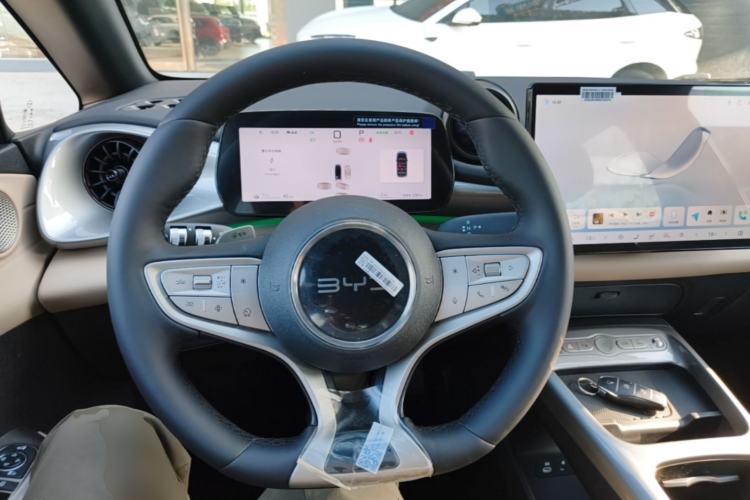 Used BYD Dolphin 2025 Intelligent Driving Version 410 km Fashion Edition Steering Wheel