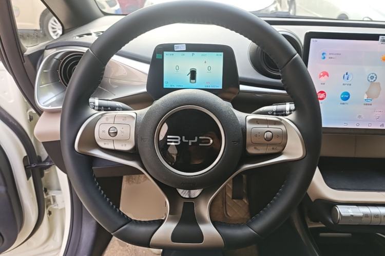 Used BYD Dolphin 2025 420km Free Edition Steering Wheel