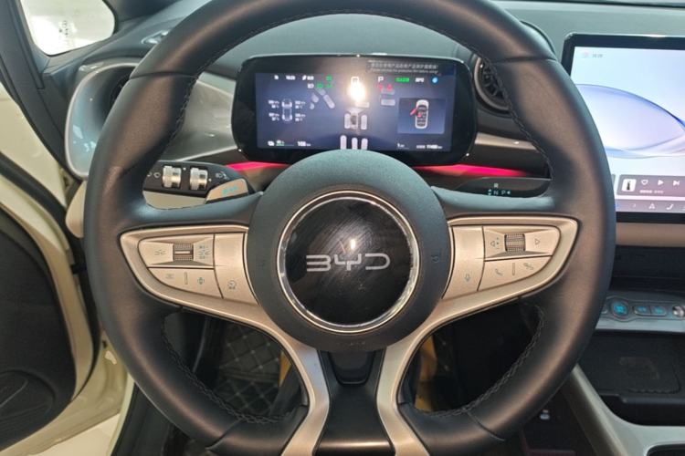 Used BYD Dolphin 2025 Intelligent Driving Version 410 km Fashion Edition Steering Wheel