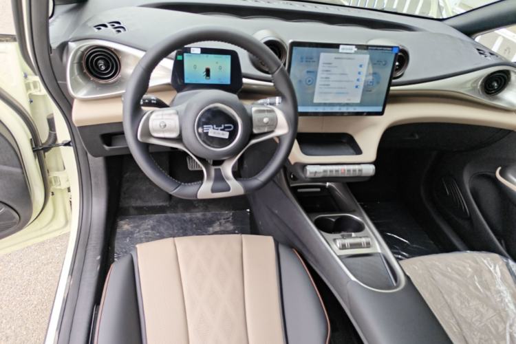 Used BYD Dolphin 2025 420km Free Edition Steering Wheel