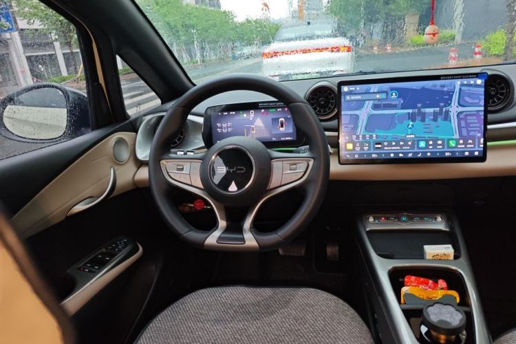 Used BYD Dolphin 2025 Intelligent Driving Version 520km Range Knight Edition Steering Wheel