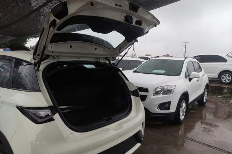 Used BYD Dolphin 2025 420km Free Edition Trunk