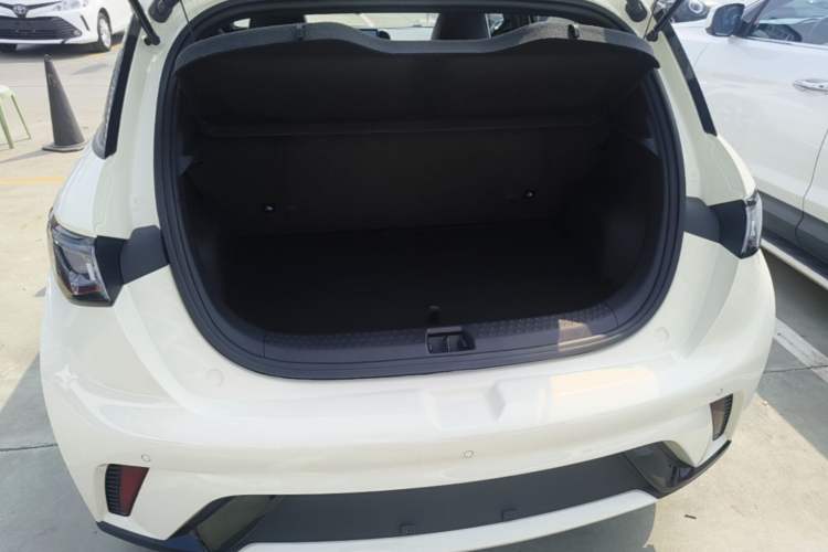Used BYD Dolphin 2025 420km Free Edition Trunk