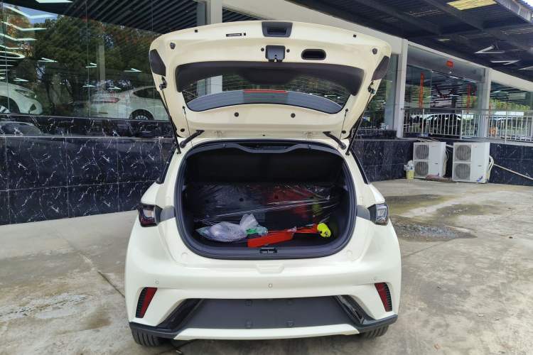 Used BYD Dolphin 2025 420km Free Edition Trunk