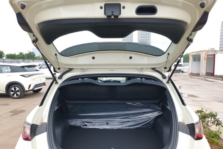 Used BYD Dolphin 2025 420km Free Edition Trunk