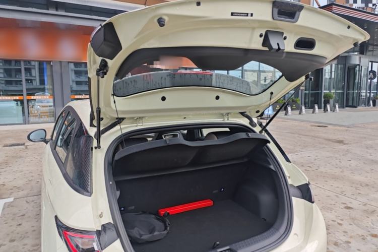 Used BYD Dolphin 2025 420km Free Edition Trunk