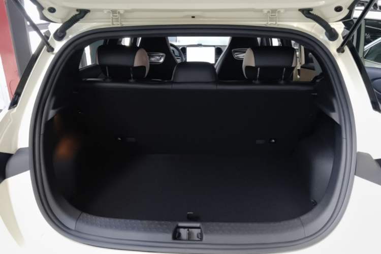 Used BYD Dolphin 2025 420km Free Edition Trunk