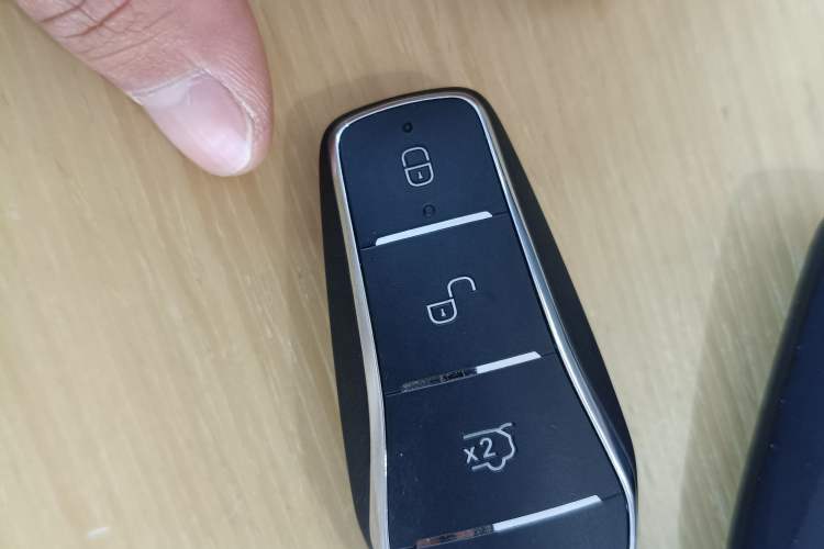 Used BYD Dolphin 2025 Intelligent Driving Version 410 km Fashion Edition Vehicle Key