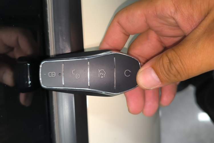 Used BYD Dolphin 2025 420km Free Edition Vehicle Key