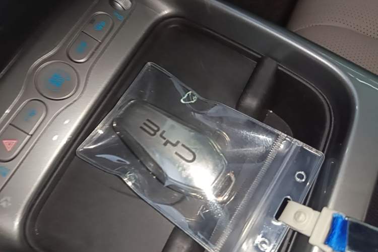 Used BYD Dolphin 2025 Smart Drive Version 420 km Freedom Edition Vehicle Key