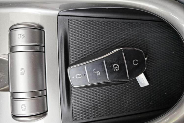 Used BYD Dolphin 2025 420km Free Edition Vehicle Key
