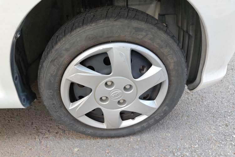 Used BYD e1 2020 Smart Comfort Version Exterior 7