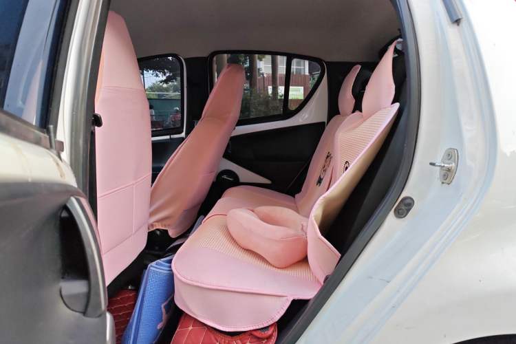 Used BYD e1 2020 Smart Comfort Version Interior 4